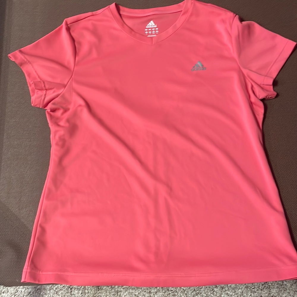 Large Women’s Adidas Shirt